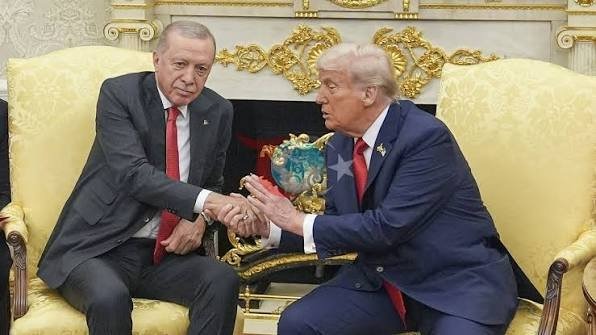 BATI’NIN MİDE BULANDIRAN İLİŞKİLERİ (Mehmet Güzel)