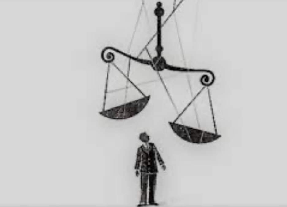 HUKUKSUZ VE KANUNSUZ ERDOĞAN (Mihrac Ural)