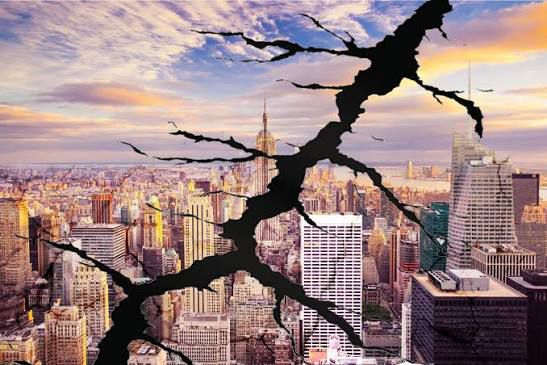 Burjuva Akademisinin “Çözülüş” Söylemi: İdeolojik Maskeleme ve Zor Yoluyla Tasfiye (Haydar Avşar)