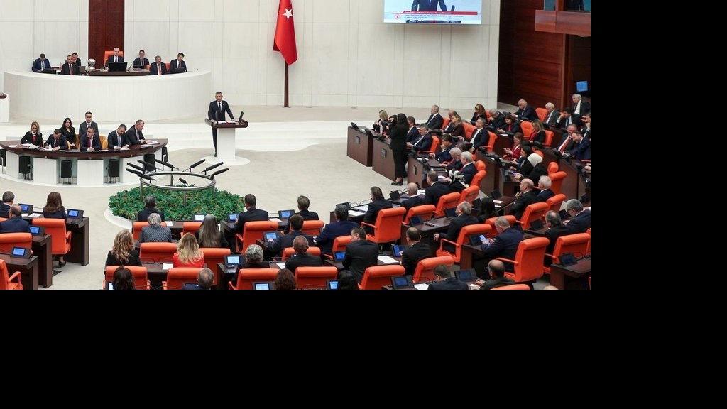 İŞ İŞTEN GEÇMEDEN (Muhammed Aybars Akdoğan)